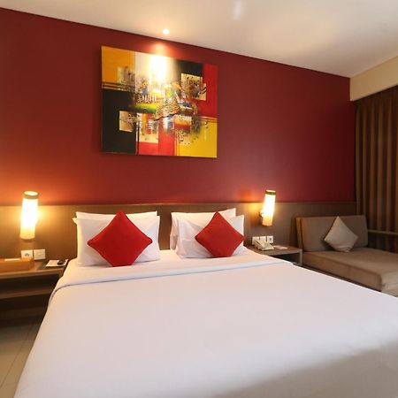 Grand La Walon Hotel Legian  Bagian luar foto